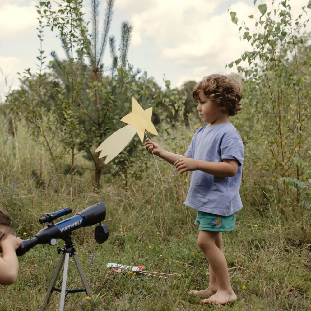 KIDYWOLF ΠΑΙΔΙΚΟ ΦΟΡΗΤΟ ΤΗΛΕΣΚΟΠΙΟ ΜΕ ΤΡΙΠΟΔΟ ΜΕΓΕΘΥΝΣΗ ΕΩΣ 180X & ΠΥΞΊΔΑ (KDW-181818)