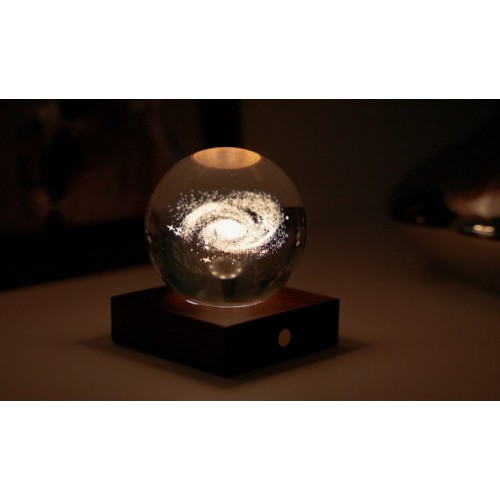 GINGKO AMBER CRYSTAL LIGHT ΚΡΥΣΤΑΛΛΙΝΗ ΣΦΑΙΡΑ ΜΕ ΒΑΣΗ ΓΑΛΑΞΙΑΣ 12ΕΚ (G025GA)