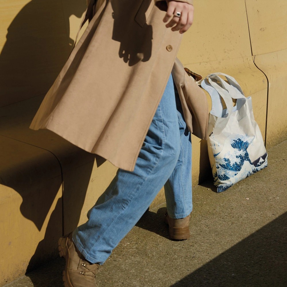 LOQI ΑΝΑΚΥΚΛΩΜΕΝΗ ΤΣΑΝΤΑ 50×42ΕΚ KATSUSHIKA HOKUSAI THE GREAT WAVE (HO.WA.R)