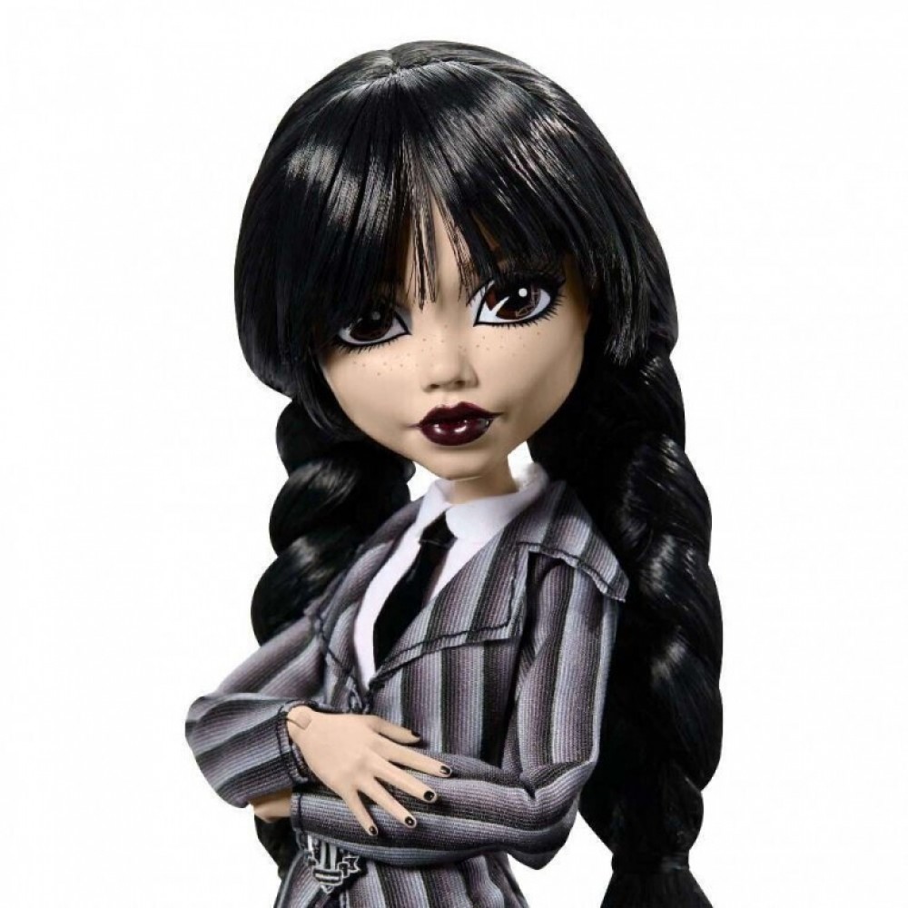 MONSTER HIGH Χ WEDNESDAY ΣΥΛΛΕΚΤΙΚΗ ΚΟΥΚΛΑ WEDNESDAY SCHOOL OUTFIT (HXJ04)