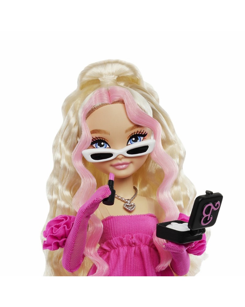 BARBIE DREAM BESTIES - BARBIE MALIBU  (HYC21)