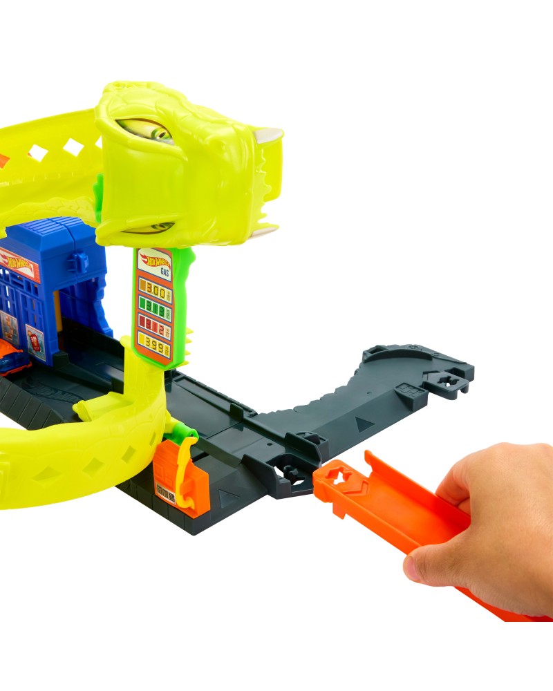 HOT WHEELS ΠΙΣΤΕΣ CITY ΜΕ ΘΗΡΙΑ SNAKE SPIRAL ATTACK (JBM63)