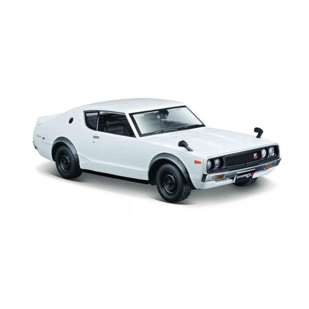 MAISTO 1/24 SPECIAL EDITION 1973 NISSAN SKYLINE 2000GT-R (KPGC110) WHITE (48/31528)