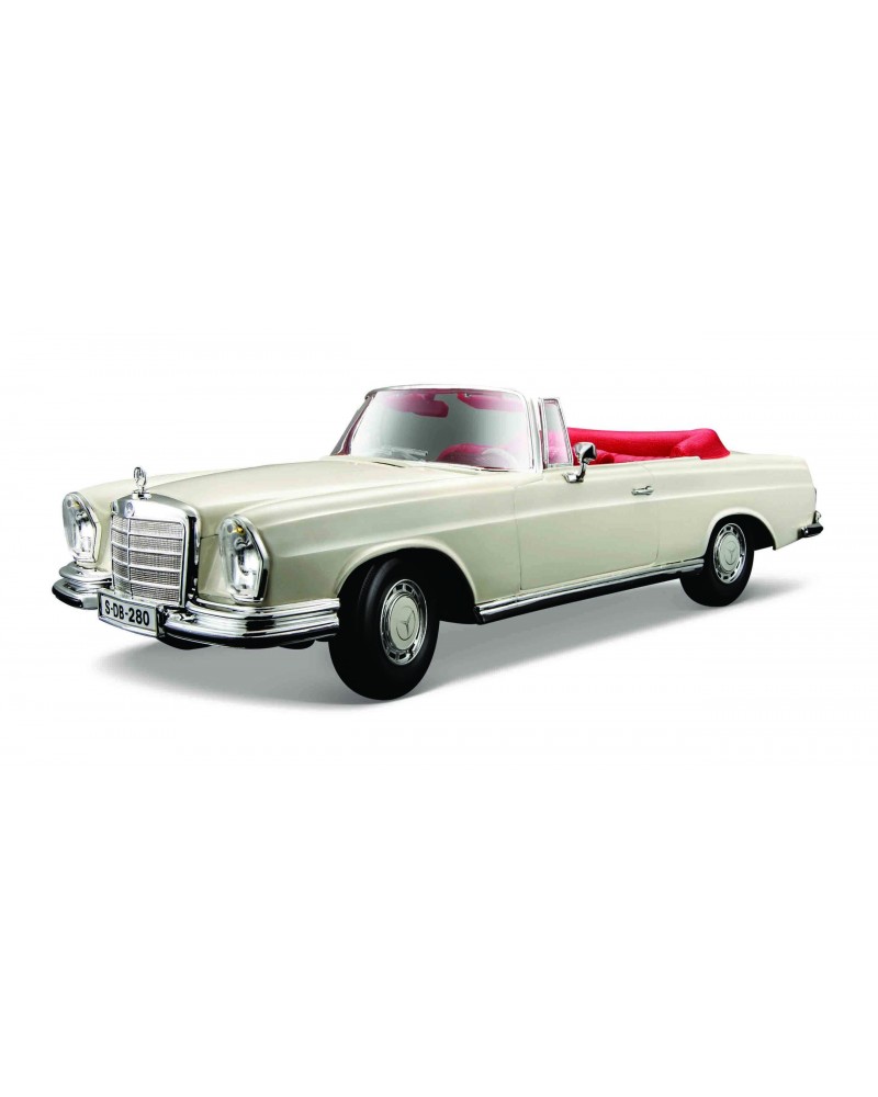MAISTO 1/18 SPESIAL EDITION 1967 MERCEDES-BENZ 280SE CREAM (48/31811)