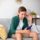 LEXIBOOK WALKIE TALKIE ΕΠΑΝΑΦΟΡΤΙΖΟΜΕΝΟΣ ΒΙΝΤΕΟ ΠΟΜΠΟΔΕΚΤΗΣ ΜΕ ΕΓΧΡΩΜΗ ΟΘΟΝΗ ΚΑΙ ΕΜΒΕΛΕΙΑ 500 ΜΕΤΡΩΝ (25.TWV10)
