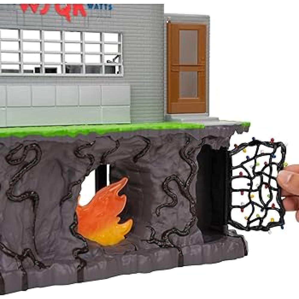 STRANGER THINGS STATION WSQK ΜΕ ΦΙΓΟΥΡΑ & ΑΞΕΣΟΥΑΡ ΦΩΣ-ΗΧΟ (JWST0004)